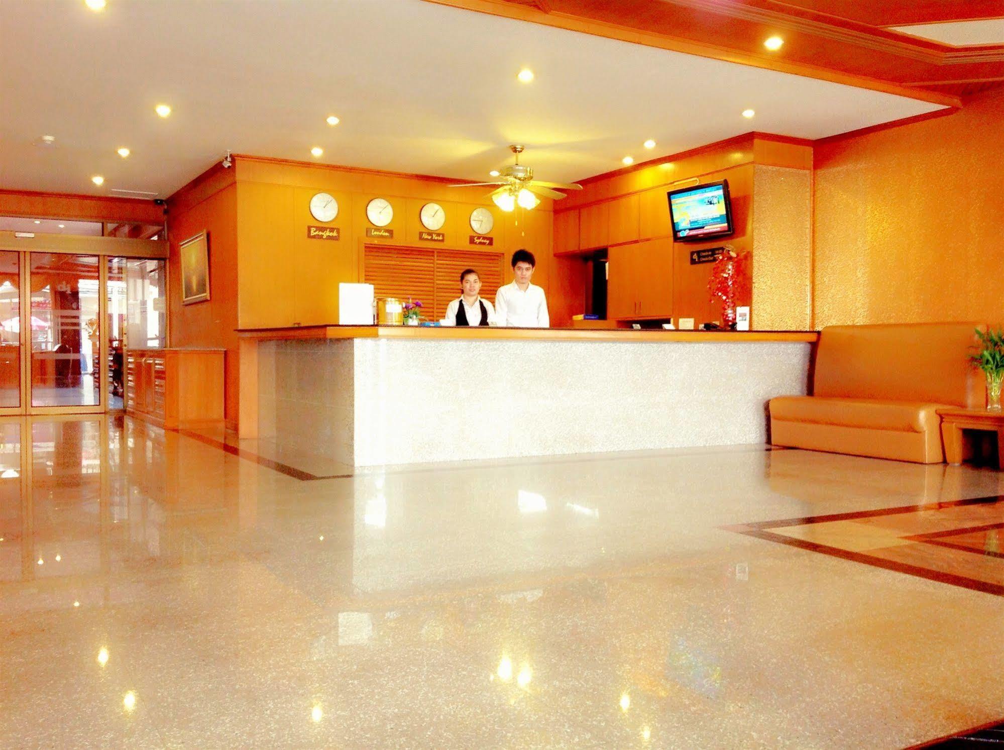 Dynasty Inn Патая Екстериор снимка